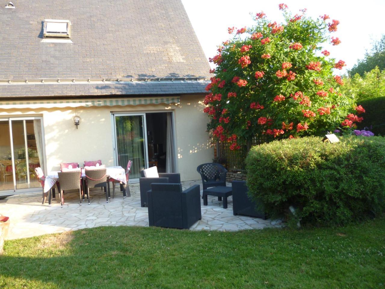 Bed and Breakfast Chez Bernard Et Nicole Betton Exterior foto